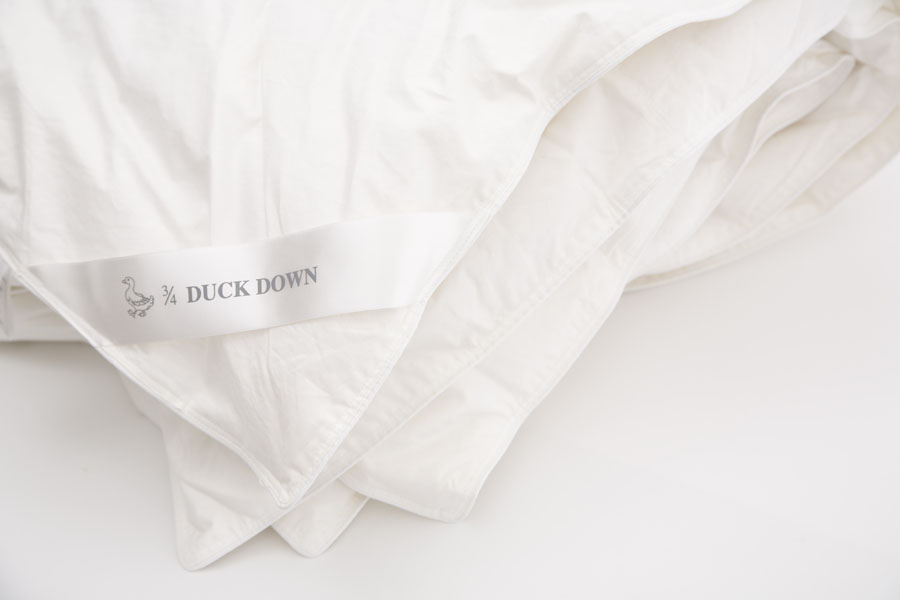 Duvets And Pillows Linen Drawer